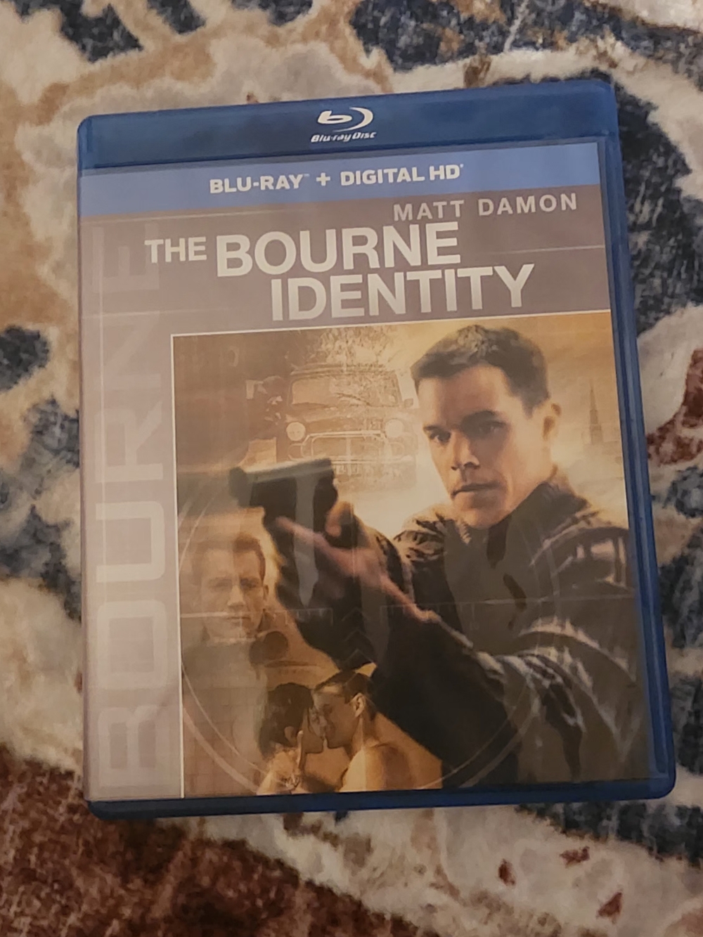The Bourne Identity Blu-ray + Digital HD - Matt Damon - Blue Case